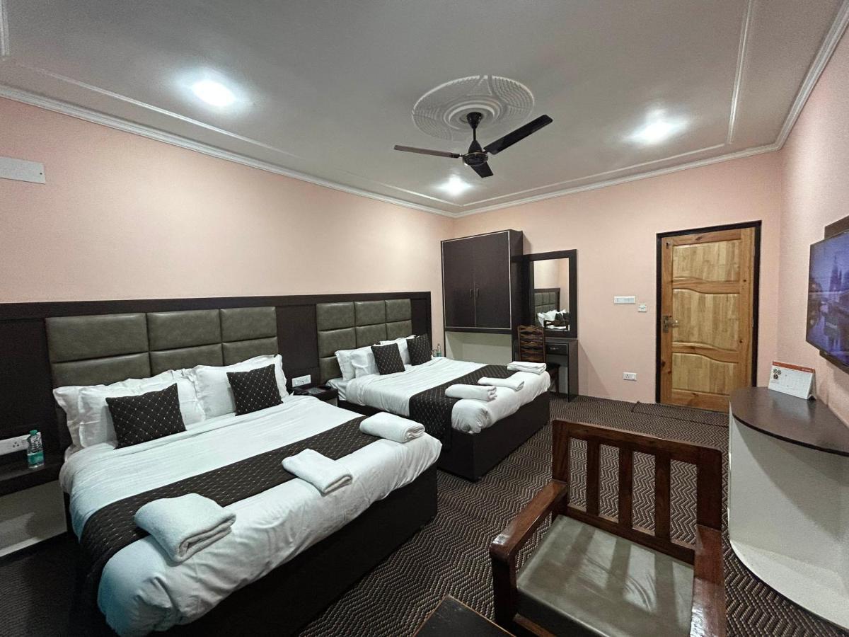 Hotel Fair Mount, Airport Road, Humhama Srinagar Exteriér fotografie